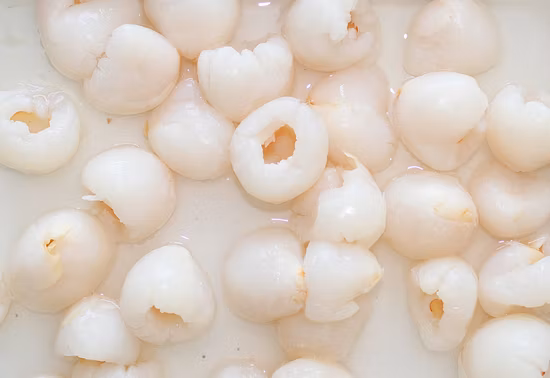 Beste Qualität, konservierte Litschifrüchte, ganz in einer Dose